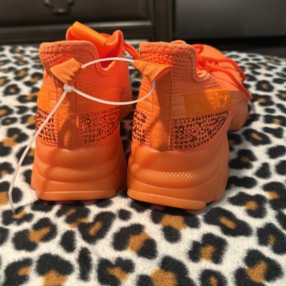 Bebe - Picture 3 of 7